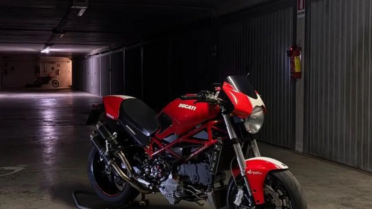 Ducati Monster S4R Testastretta  (2)