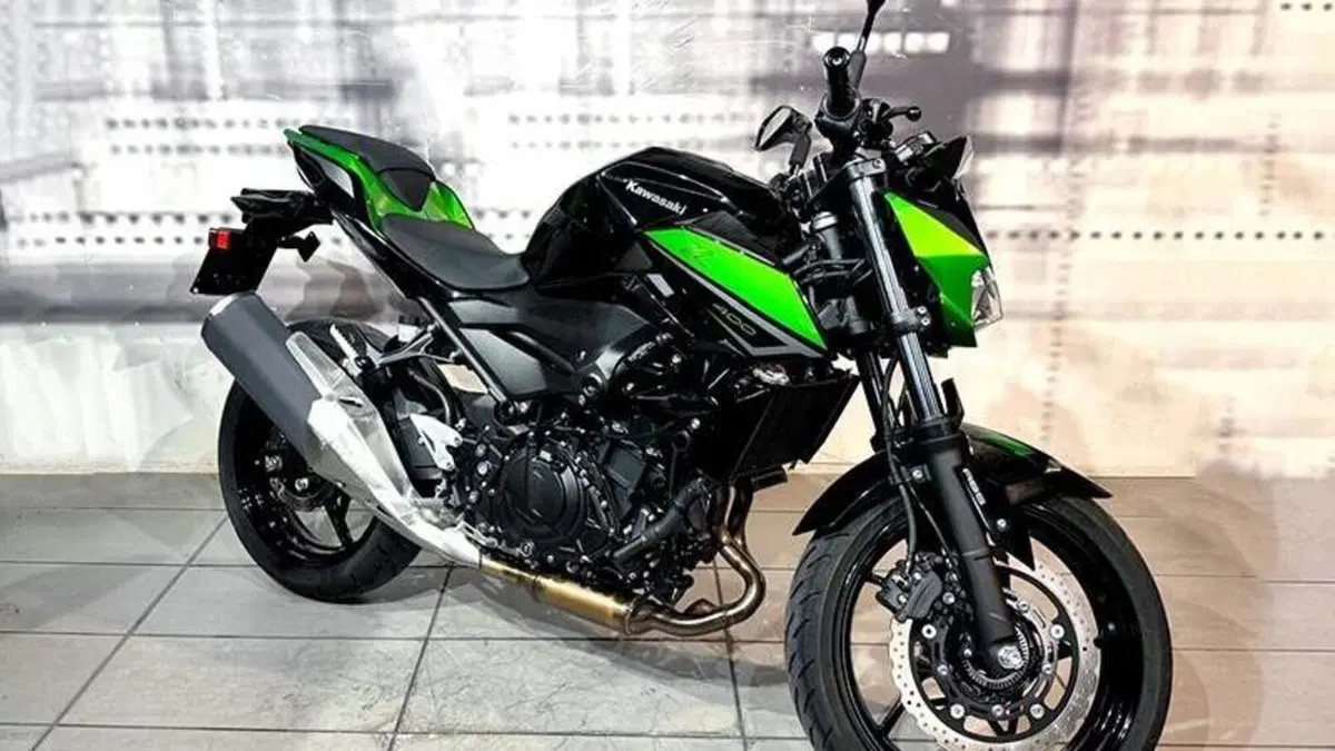 Kawasaki Z 400 (2023) 