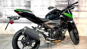 Kawasaki Z 400 (2023)  (6)