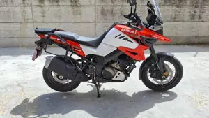 Suzuki V-Strom 1050XT (2020 - 23)  (4)