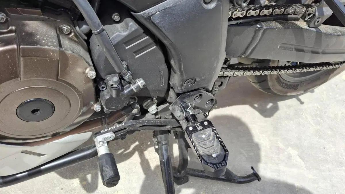 Suzuki V-Strom 1050XT (2020 - 23)  (12)
