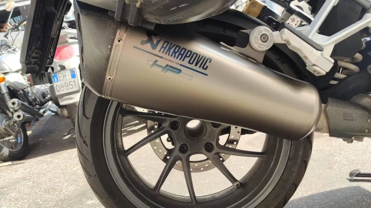 Bmw R 1200 R (2017 - 18)  (4)