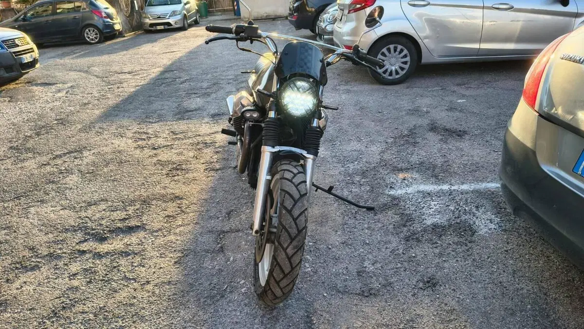 Moto Guzzi  