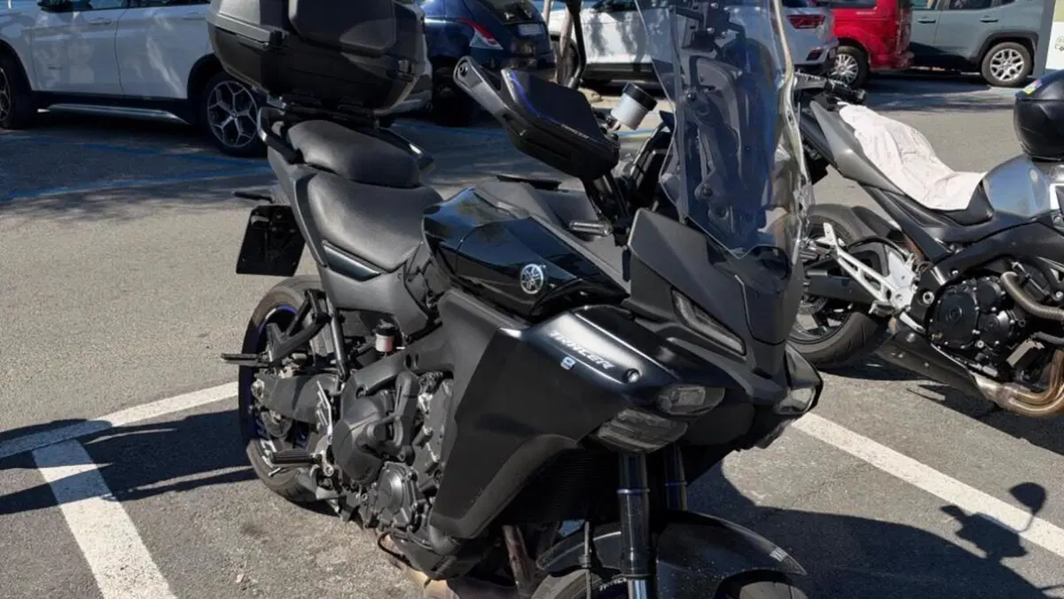 Yamaha Tracer 9 Y-AMT (2025 - 26) 