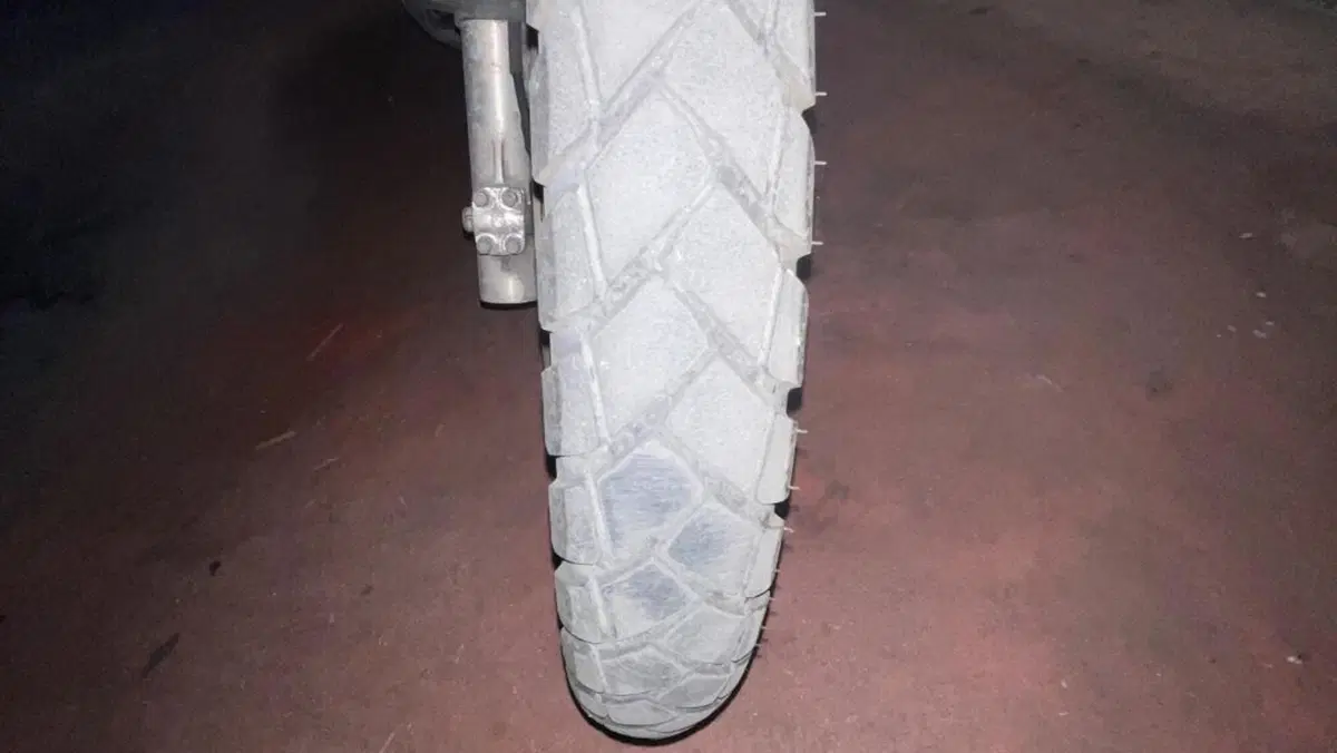 Honda Transalp XL 650V (2005 - 06)  (14)