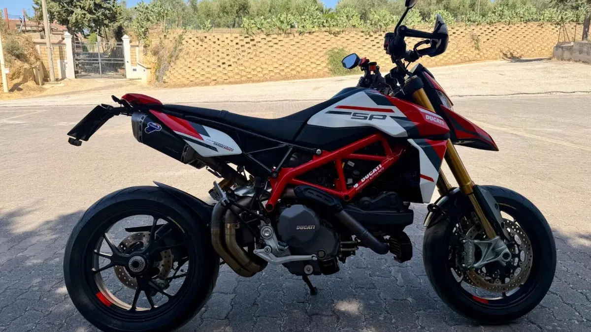 Ducati Hypermotard 950 SP (2022 - 25)  (2)
