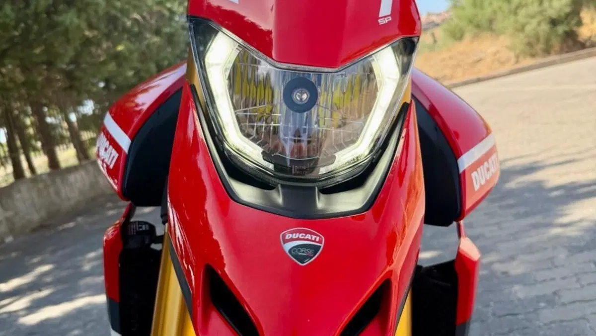 Ducati Hypermotard 950 SP (2022 - 25)  (5)