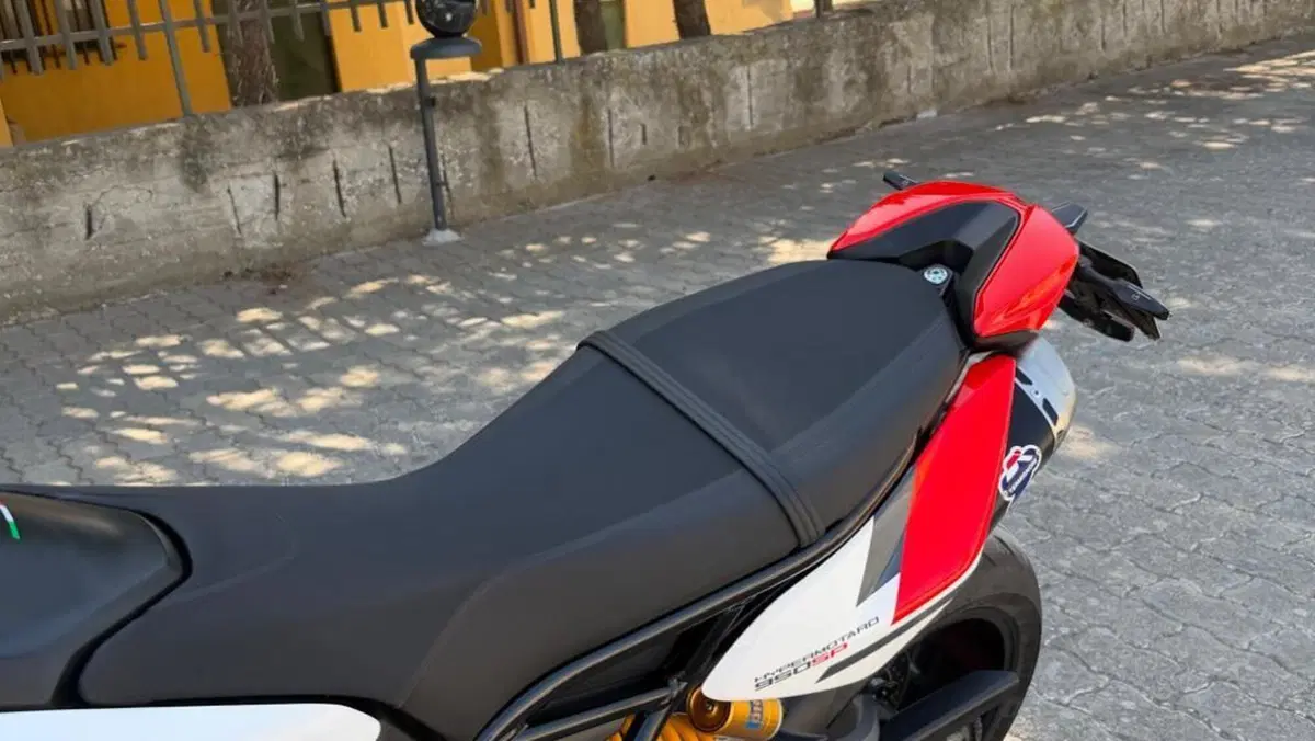 Ducati Hypermotard 950 SP (2022 - 25)  (7)