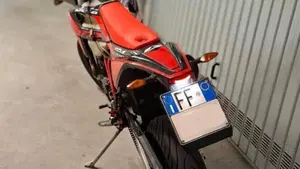 Betamotor RR 125 4T Motard R (2023 - 24)  (10)