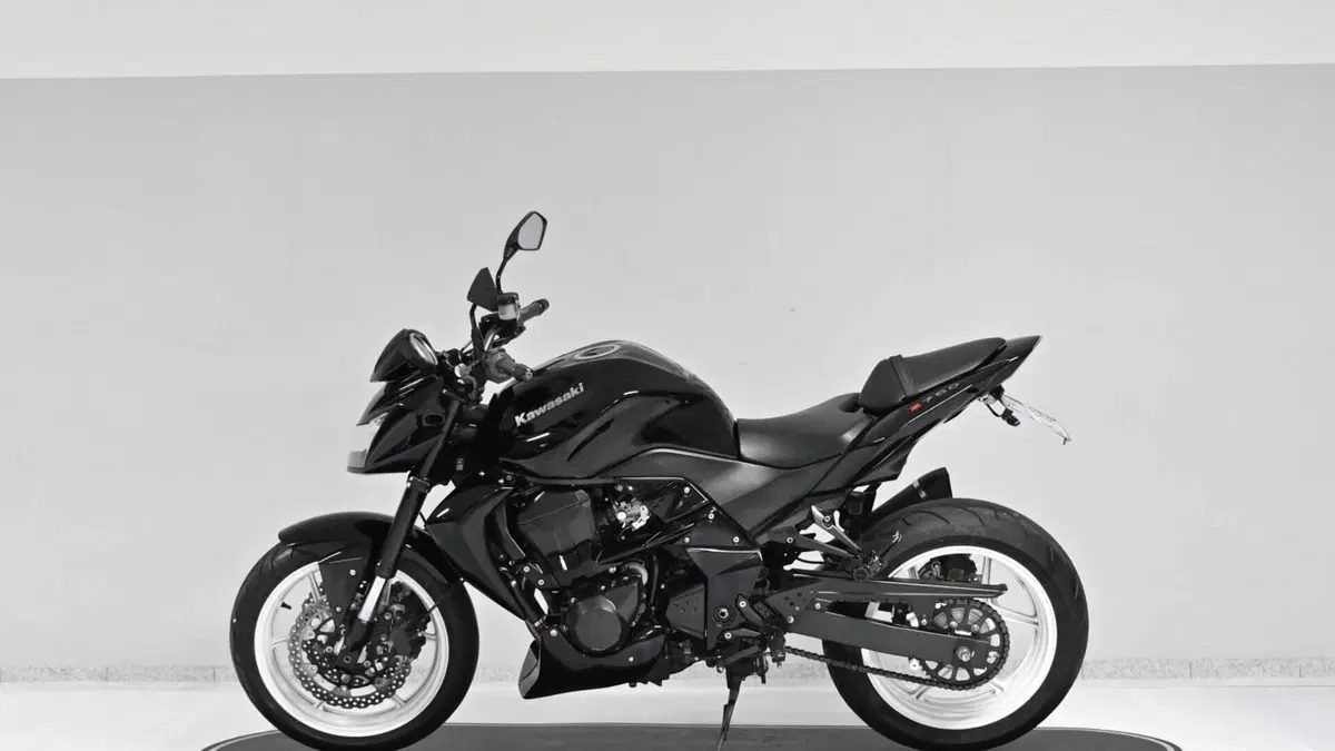 Kawasaki Z 750 ABS (2007 - 14)  (4)