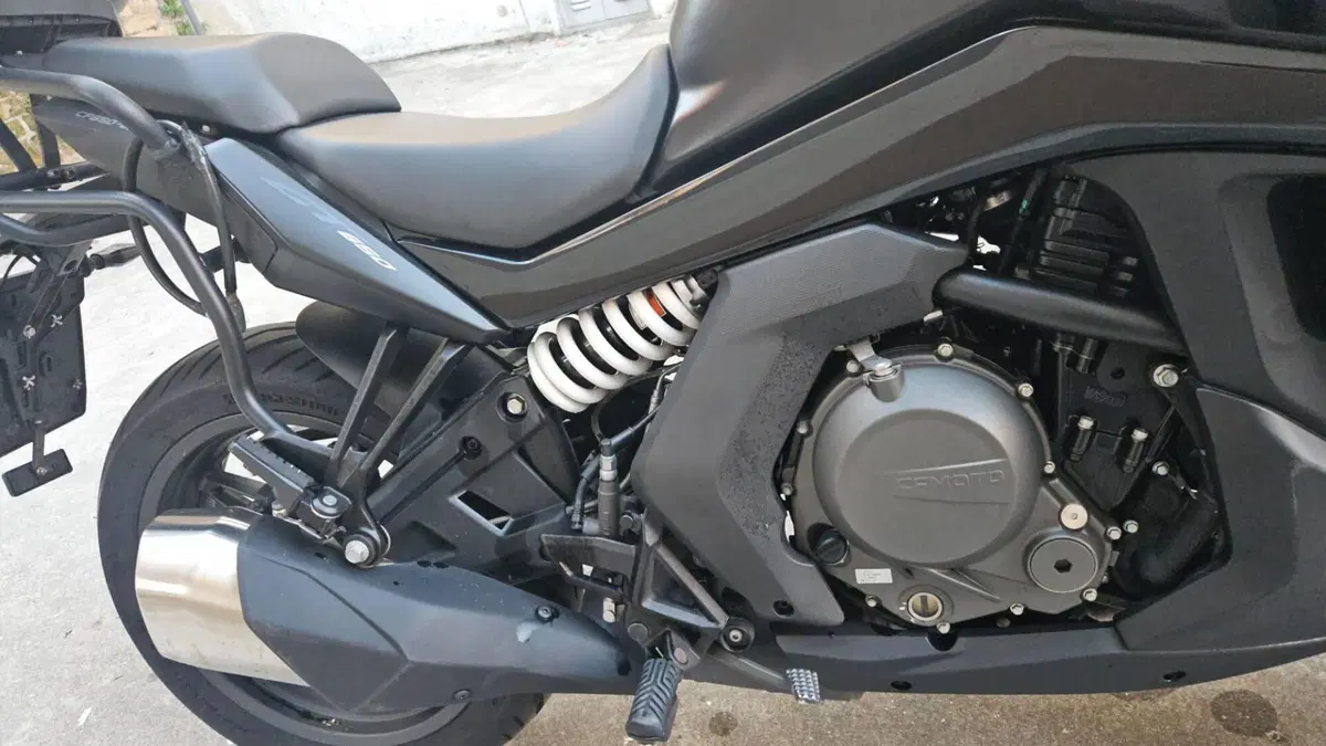 CFMOTO 650GT (2021 - 26)  (4)