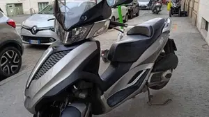 Piaggio Mp3 300 ie Yourban LT (2011 - 16) 