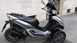 Piaggio Mp3 300 ie Yourban LT (2011 - 16)  (6)