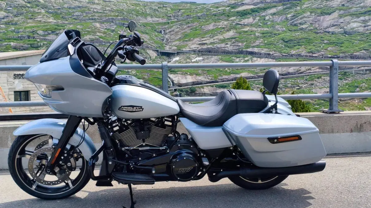 Harley-Davidson Road Glide (2024 - 26)  (3)