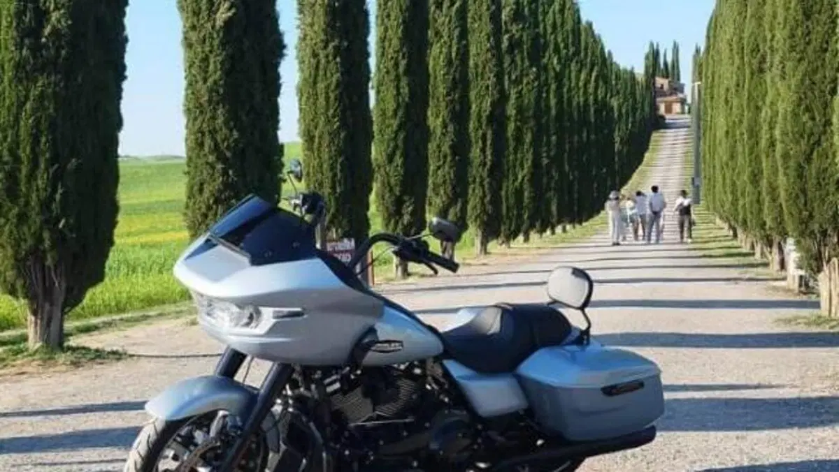 Harley-Davidson Road Glide (2024 - 26) 