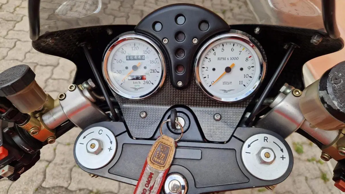 Moto Guzzi   (6)