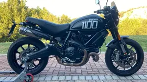 Ducati Scrambler 1100 Dark Pro (2020 - 24)  (2)