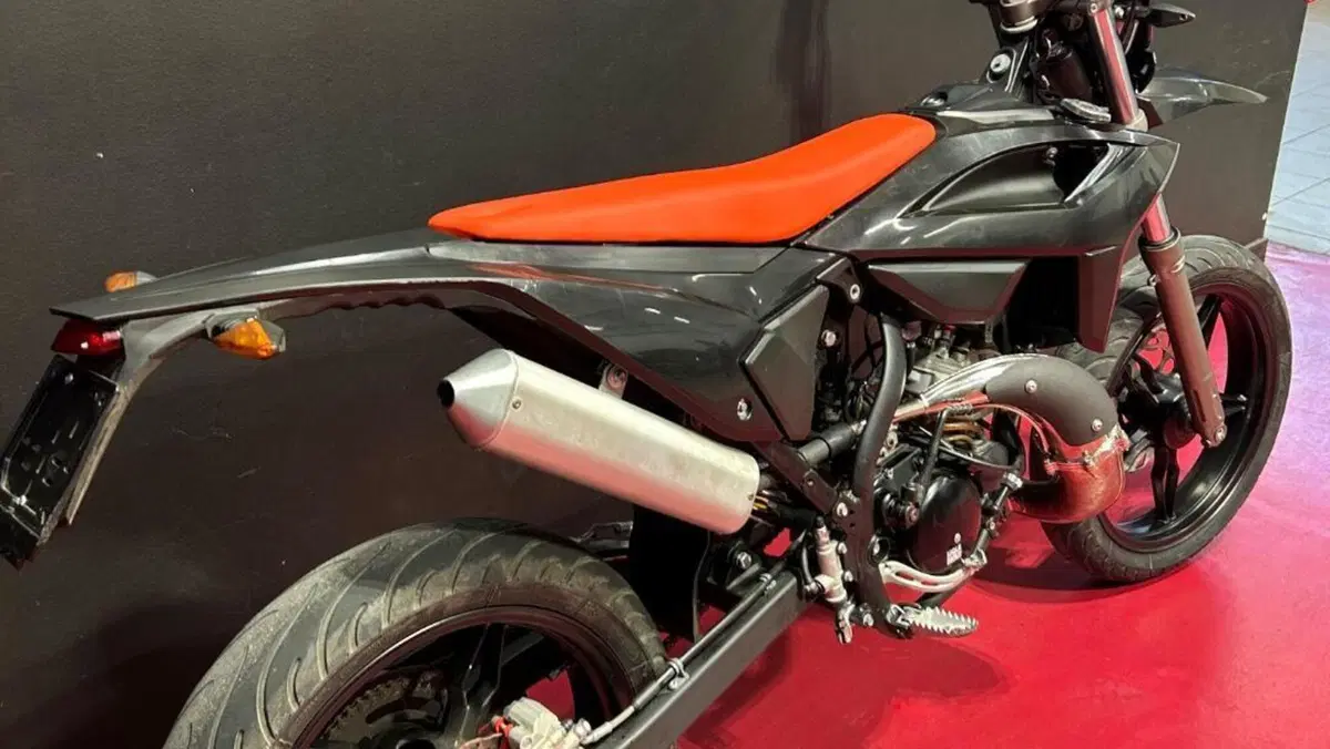 Betamotor RR 50 Motard (2021 - 26)  (9)