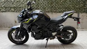 Kawasaki Z 900 (2021 - 24) 