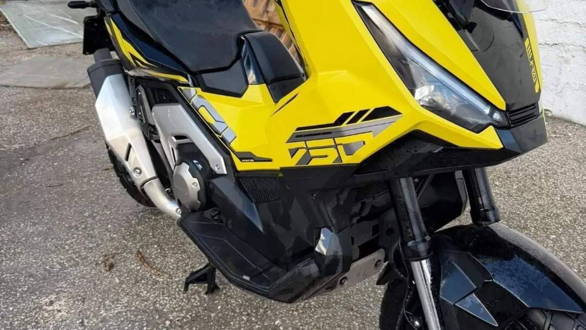 Honda X-ADV 750 Special Edition (2026 - 27)  (2)