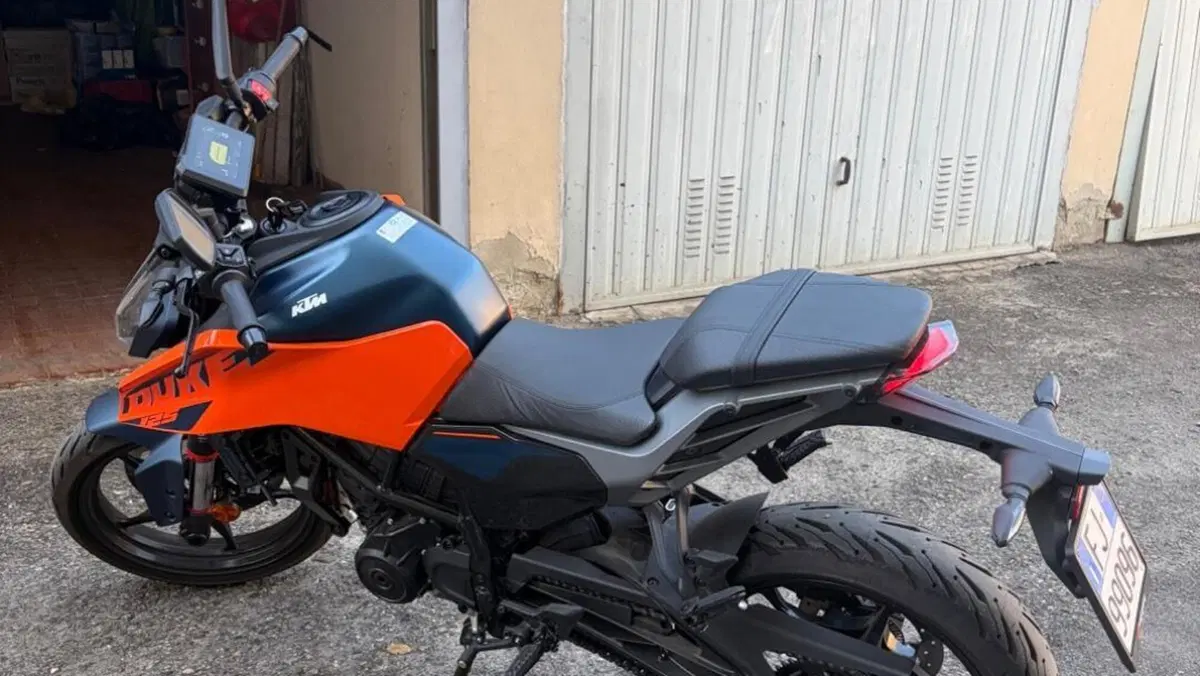 KTM 125 Duke (2021 - 23)  (2)