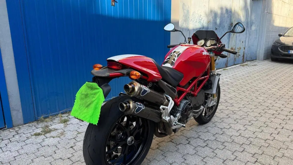 Ducati Monster S4Rs Testastretta  (4)