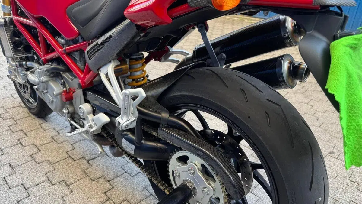 Ducati Monster S4Rs Testastretta  (5)