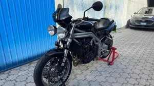 Triumph Speed Triple 955 (1998 - 01) 