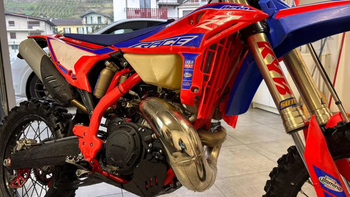 Betamotor RR 300 2T Enduro Race (2025)  (3)