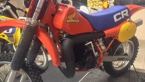 Honda   (2)