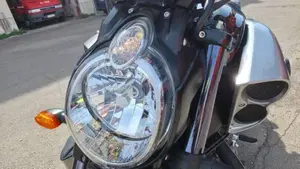 Yamaha VMAX (2008 - 17)  (7)