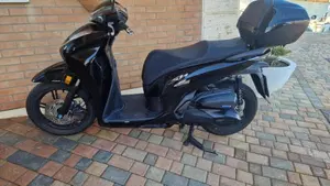 Honda SH 350i Sport (2025 - 26)  (2)