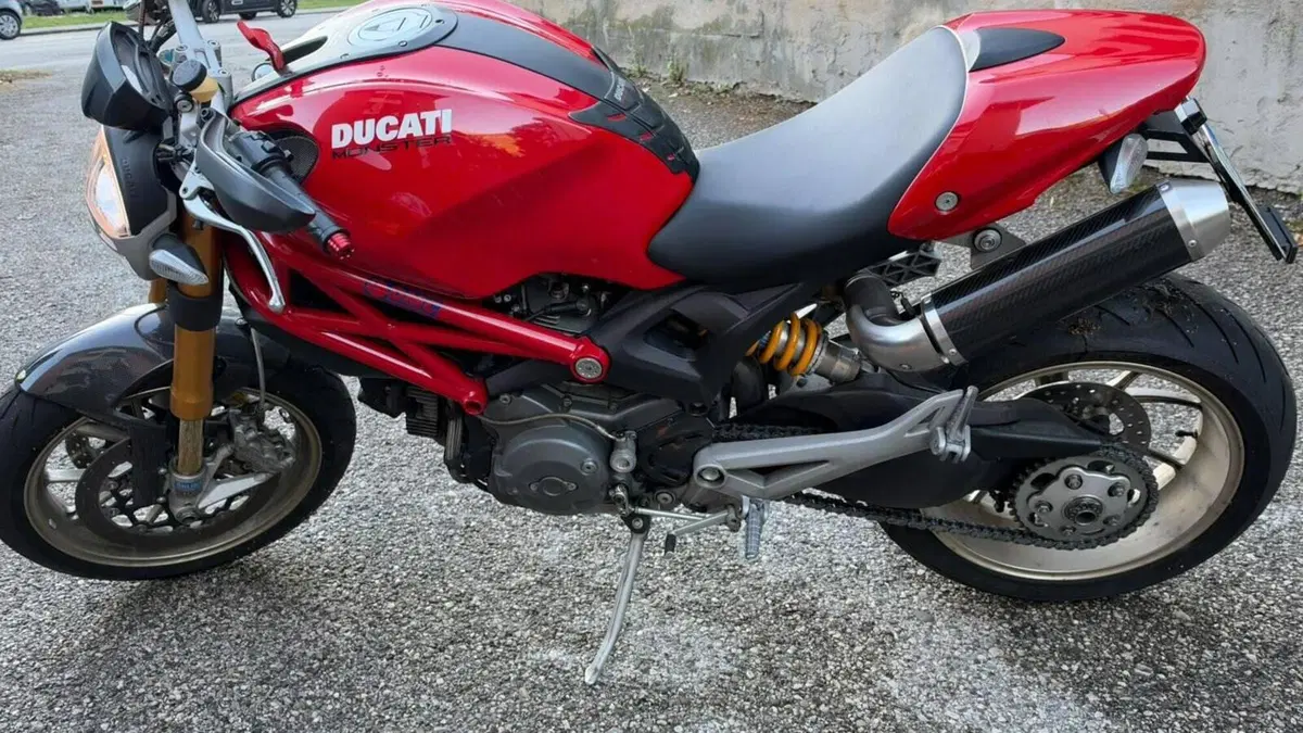 Ducati Monster 1100 S (2009 - 10)  (5)