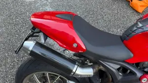 Ducati Monster 1100 S (2009 - 10)  (6)