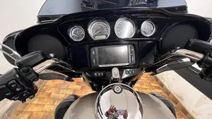 Harley-Davidson 107 Electra Glide Ultra Limited (2017 - 18) - FLHTK  (6)