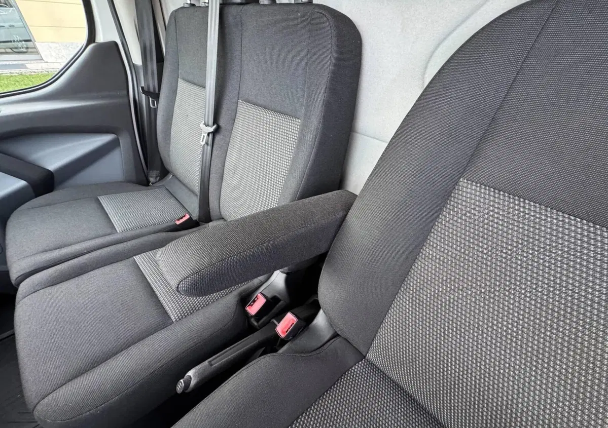 Ford Transit Custom Furgone 250 2.0 TDCi PC Furgone Entry (14)