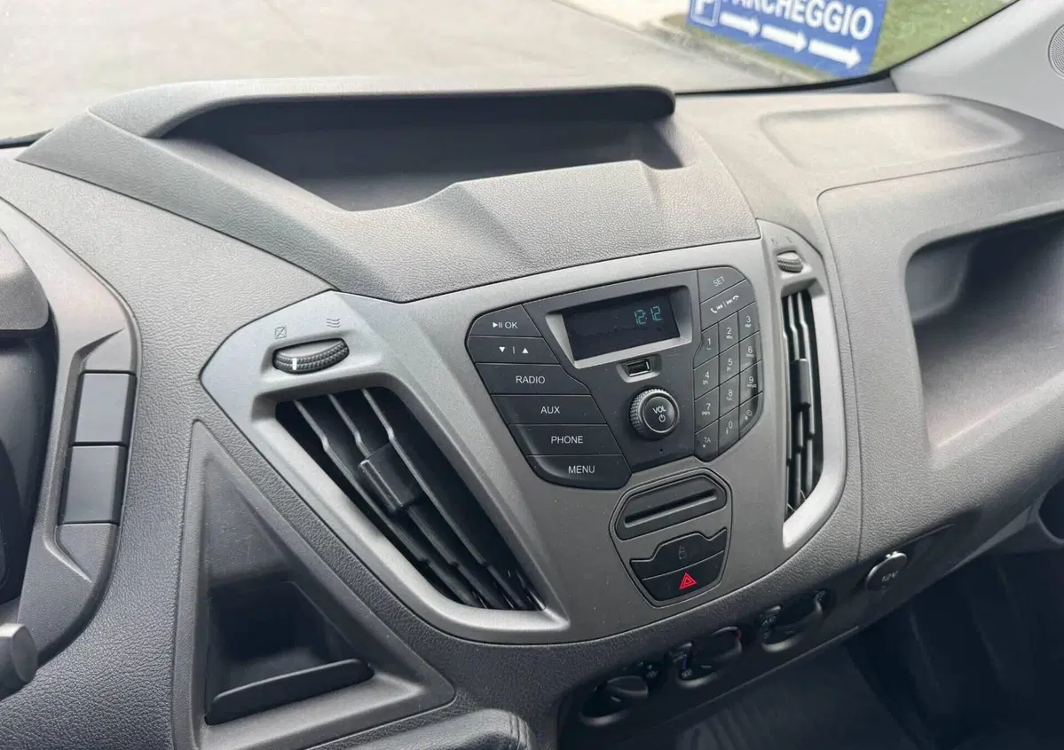 Ford Transit Custom Furgone 250 2.0 TDCi PC Furgone Entry (19)