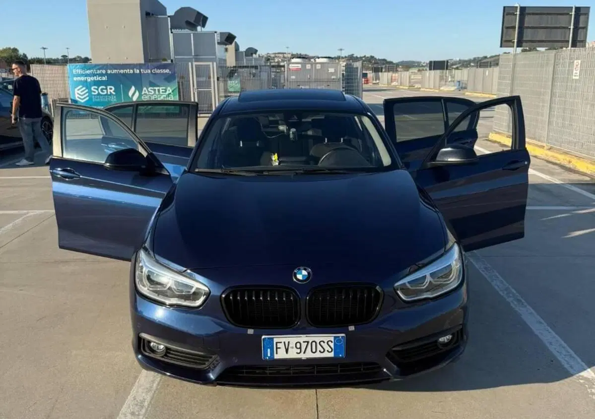 BMW Serie 1 5p. 116d 5p. Business (6)