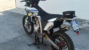 AJP PR7 650 Adventure (2021 - 24)  (2)