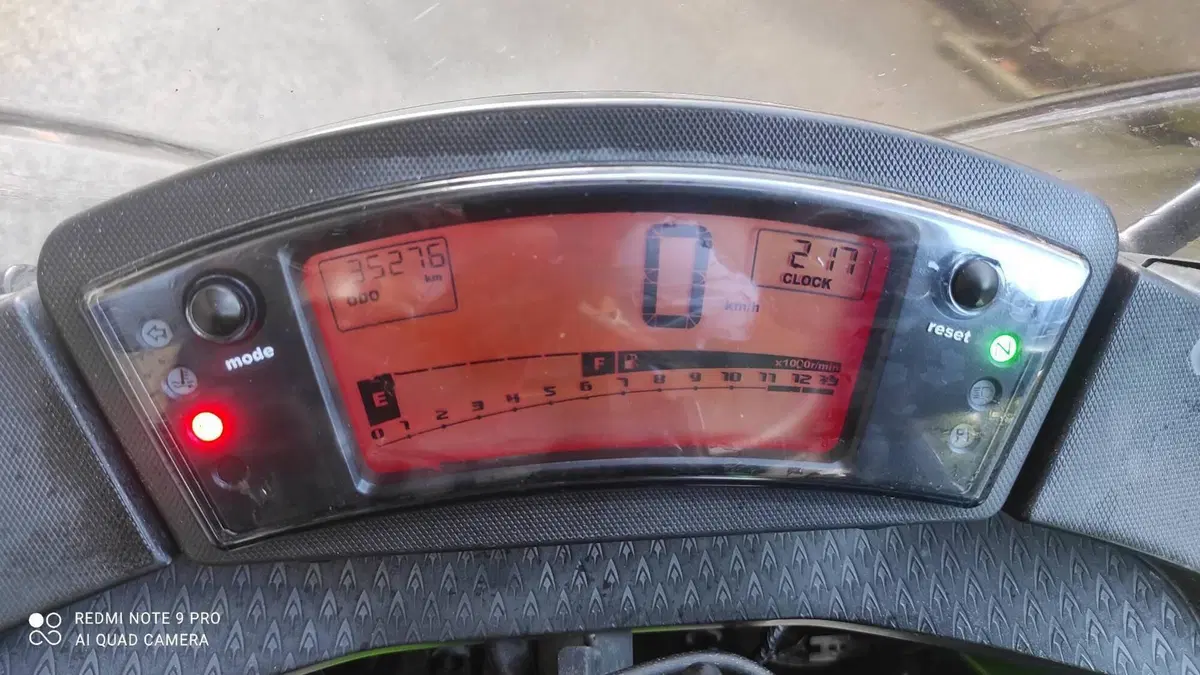 Kawasaki ER-6F (2009 - 11)  (6)