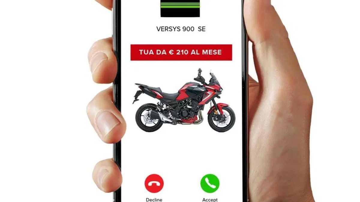Kawasaki Versys 900 SE (2027)  (3)