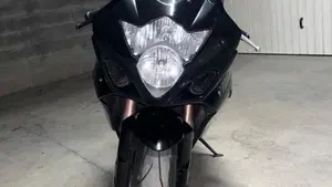 Suzuki GSX-R1000 (2005 - 06)  (4)