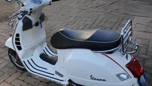 Vespa GTS 300 Super (2008 - 16)  (3)