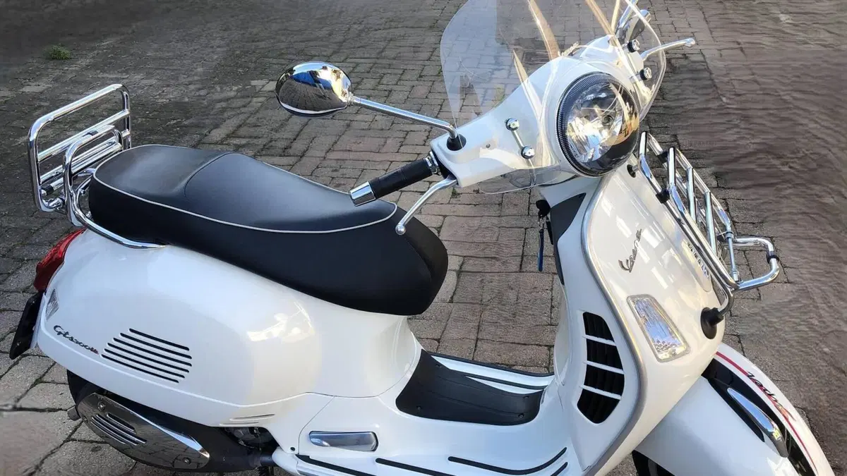 Vespa GTS 300 Super (2008 - 16)  (5)