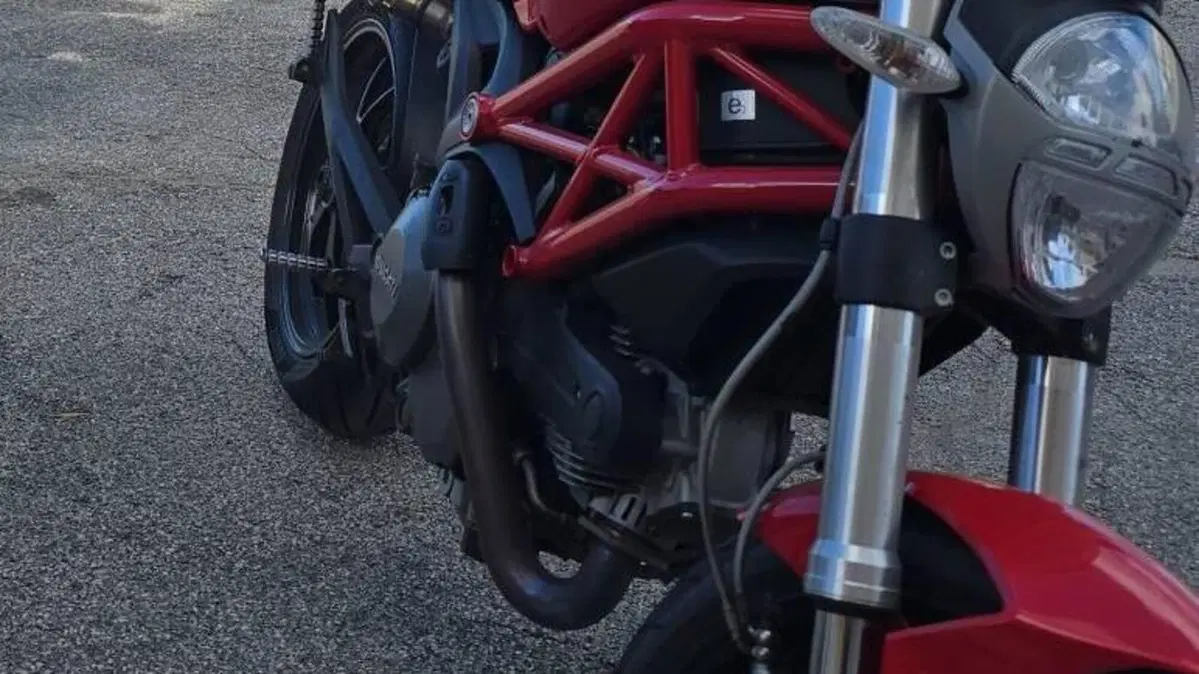 Ducati Monster 796 (2010 - 13)  (3)