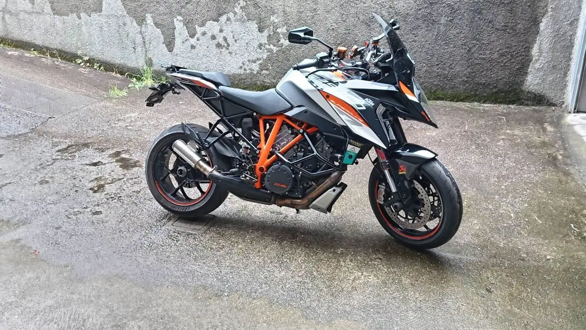 KTM 1290 Super Duke GT ABS (2016 - 18)  (4)