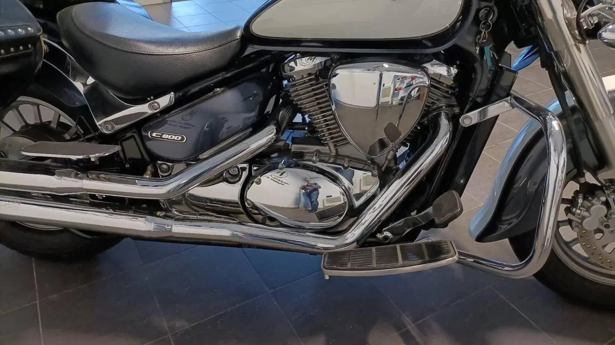 Suzuki Intruder 800 C (2009 - 14)  (12)