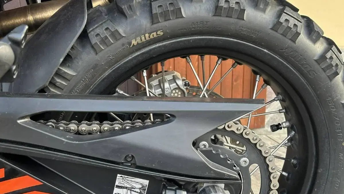 KTM 890 Adventure R (2021 - 22)  (5)