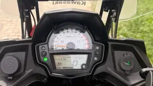 Kawasaki Versys 650 Grand Tourer (2021)  (2)