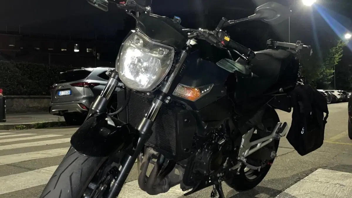 Suzuki GSR 600 (2006 - 11)  (4)